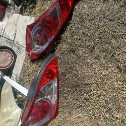 Oem Hyundai Genesis Coupe 2.0t 2010 Taillights 