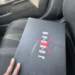 Nike Air Jordan 11 retro low size 7Y big kids