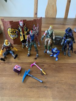 FORTNITE ACTION FIGURES