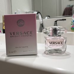 Versace Bright Crystal Perfume 