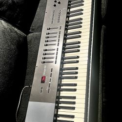 M-Audio Oxygen88 Keyboard Controller 88 Keys 