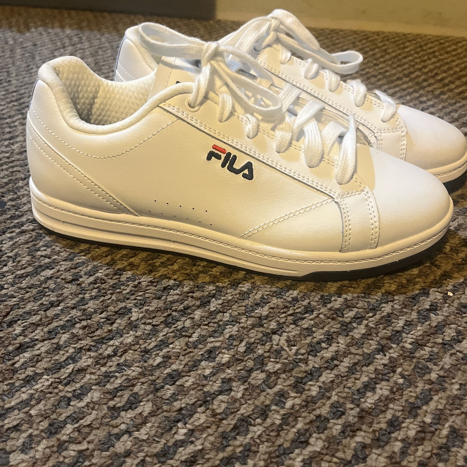 Fila Women's Reunion Leather Logo Sneakers