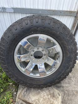 Tire LT 325/60 Rim