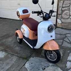 Super Electric Scooter 3 Wheeler 