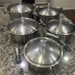 Stainless steel pots & pans. 10pieses