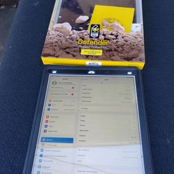 Brand new case. Brand new Conditions the Biggest Ipad Pro 12.9 not 9.7 not 10.5 not 11 but 12.9 2018 2nd Gen New Gold Edition 128GB $300! Or trade