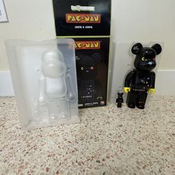 PAC Man 100 % and 400% Bear Brick