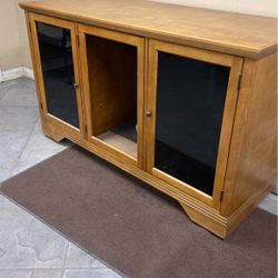 Tv console