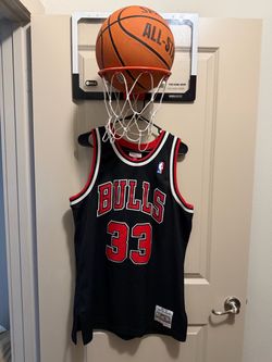 Mitchell & Ness Chicago Bulls #33 Pippen Jersey