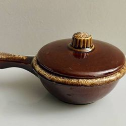 Vintage Hull Pottery Oven Proof Casserole Dish With Lid