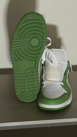 Air Jordan 1 Low Chlorophyll size 11