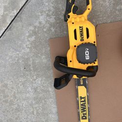 DEWALT 18” FLEX VOLT CHAINSAW