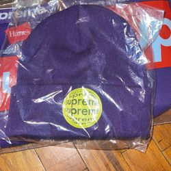Supreme Leniticular Patch Beanie SS21