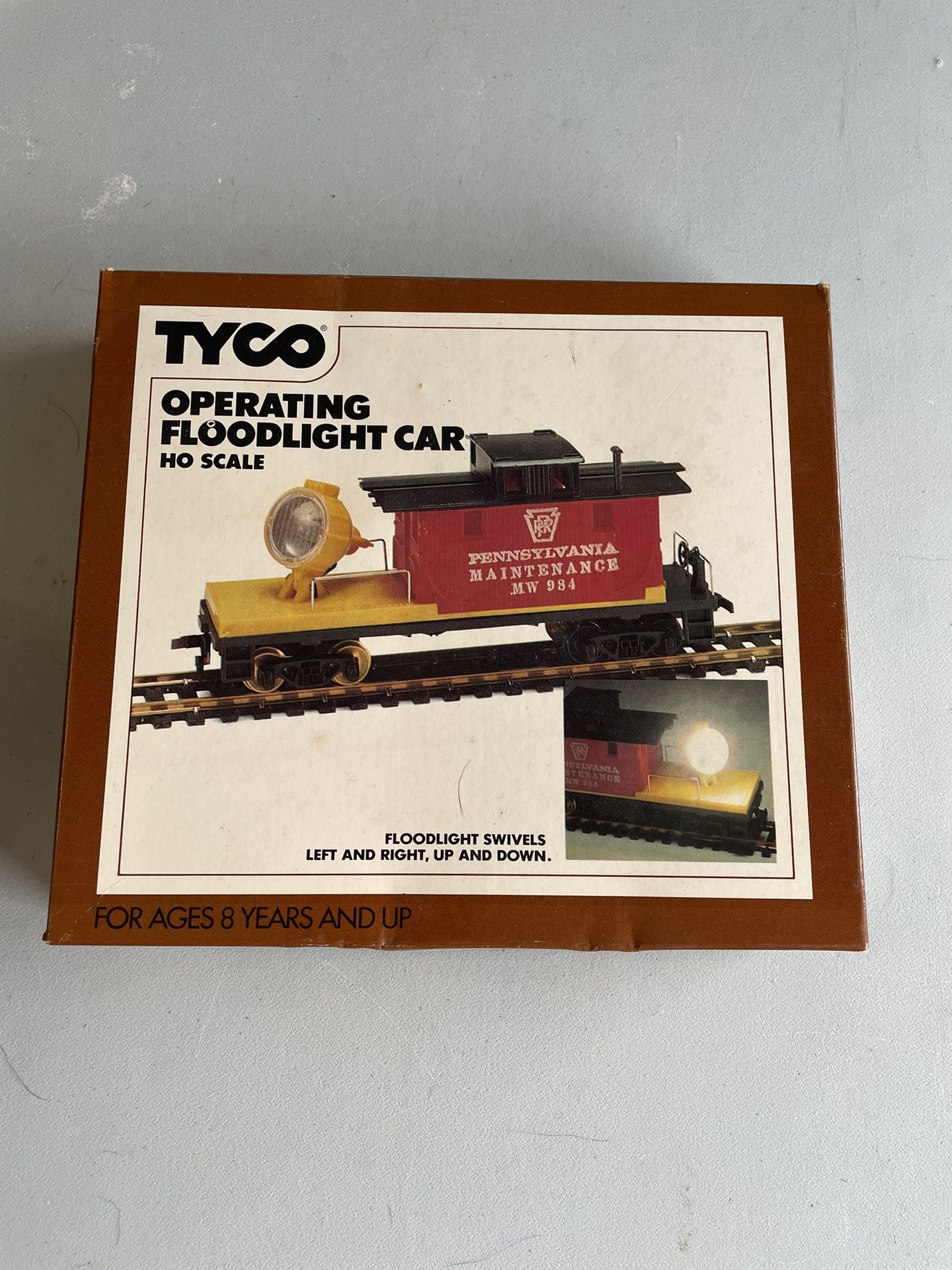 Tyco Pennsylvania Operating Floodlight Car 347 HO Scale Train Car