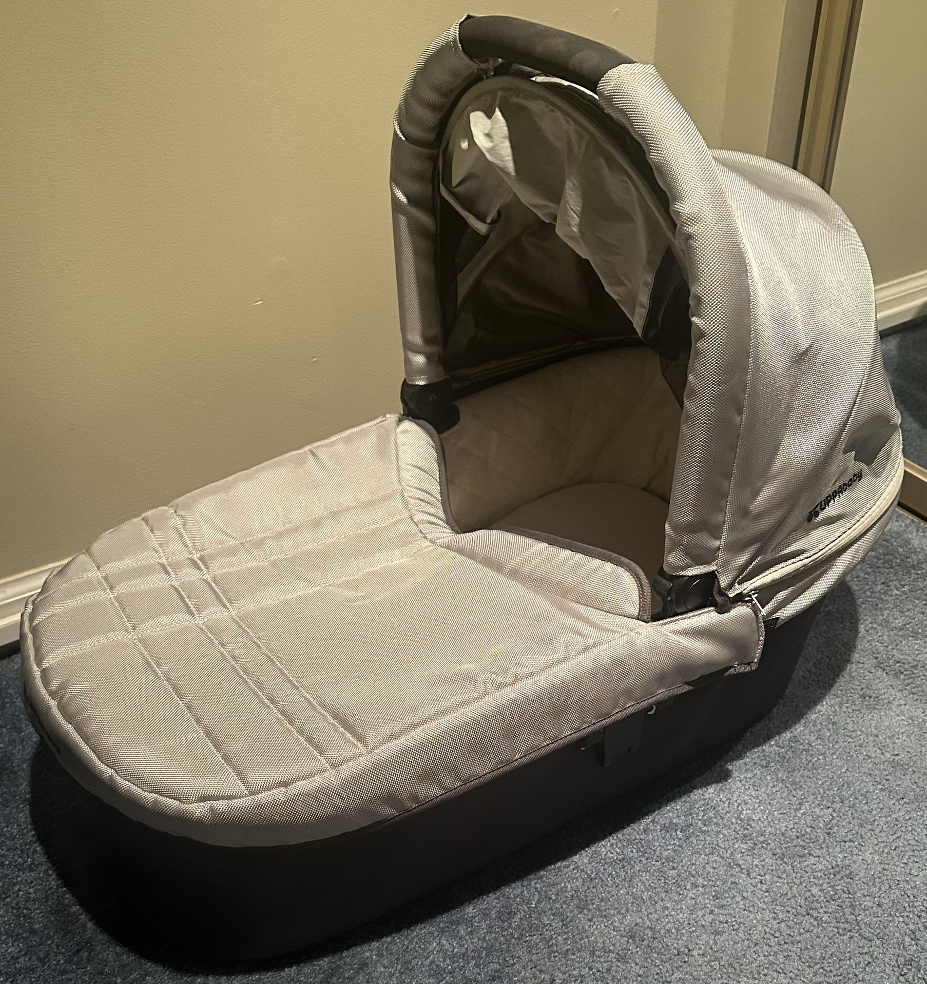 Mobile Bassinet (Grey)