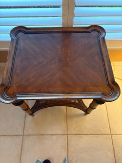 Outlook International Wood End Tables / Accent Tables – Set of 2