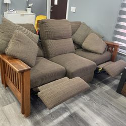 Beautiful Double Recliner 