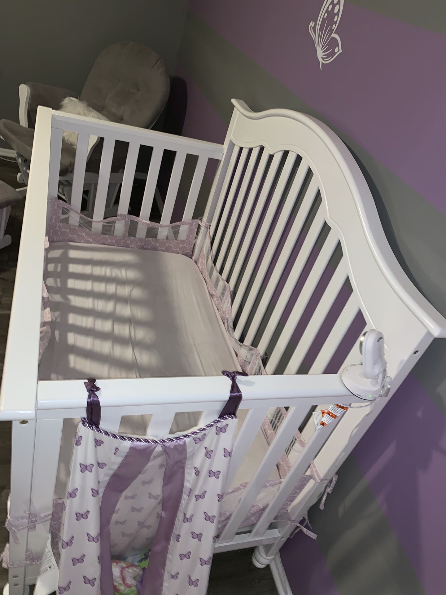 Baby Crib (Almost brand New)