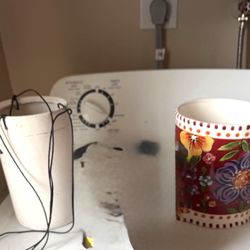 Set of two plant pots one hanging