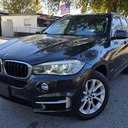 BMW X5      /.  YEAR 2016