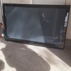 50" Panasonic Model TC-50PX24