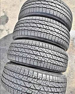 245-60T18 Firestone Brand tires 💯 Excelente condición 80%life