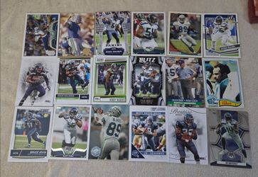 Lot of 18 Seattle Seahawks NFL Football Cards