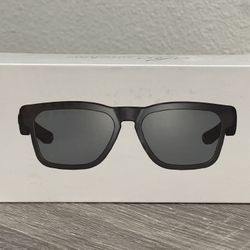 Smart Glasses - Polarized Unisex Sunglasses with Bluetooth Speaker