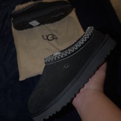 Ugg tasman Women Brand new