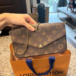 louis vuitton shoulder bag
