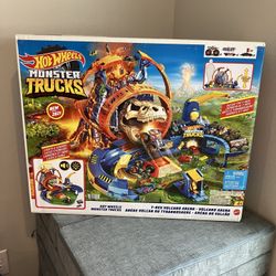 Brand New - Hot Wheels Monster Truck T-Rex Volcano Arena Playset W/ Toy Truck & Car