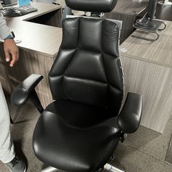 Ergotron 904BK Verte Chair - Office Chair 
