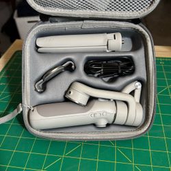Dji OM 5 Smart Gimbal For Smartphones 