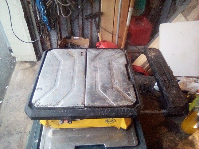 Tile Saw