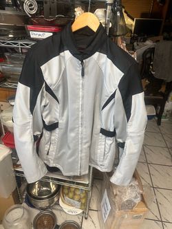 BILT motorcycle jacket new extra large, gray and black full body armor paid 199 like new