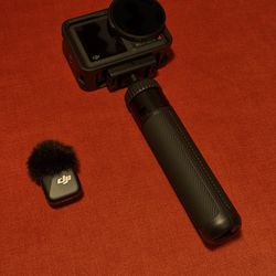 DJI Action 4 W/Mic + accessories