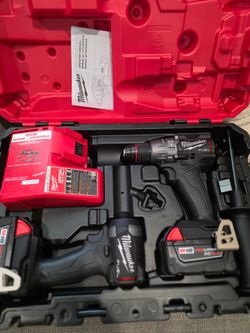 M18 FUEL 18V Lithium-Ion Brushless Cordless Hammer Drill and Impact Driver Combo Kit (2-Tool) with 2 Batteries