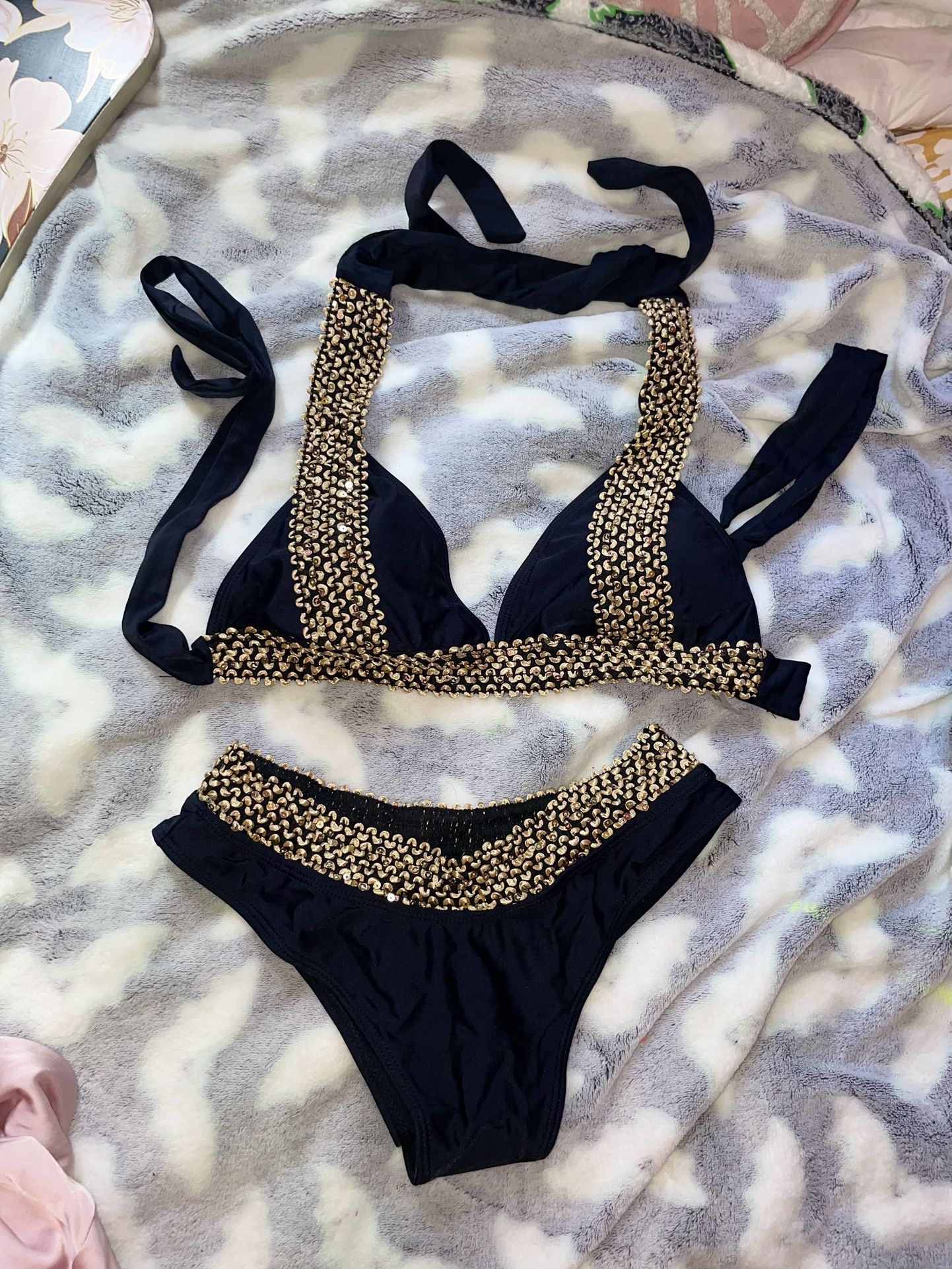 Women’s Bikini Set-Black & Gold-NEW