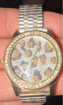 Woman’s Watch with Cheetah Print and Diamonds