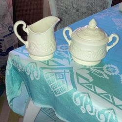 Wedgwood  Patrician Cream & Sugar