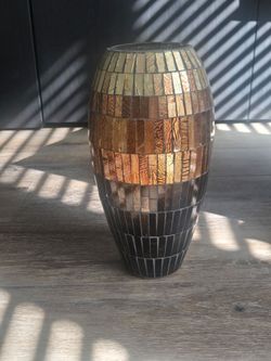 Medium-sized Brown Glass Ombre Vase (PICK UP ONLY)