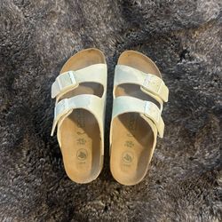Birkenstock Arizona sandals US 5.5