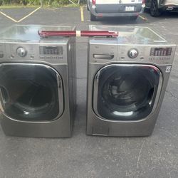 LG Washer And Electric 220v Dryer 