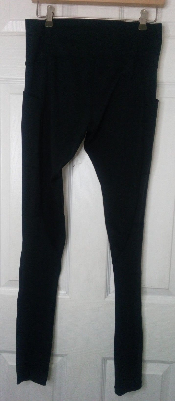 Black leggings for women