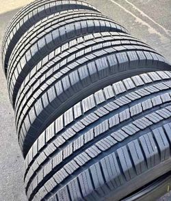 285/75/16 Michelin Selling a set of 4 tires in excellent condition 🫡