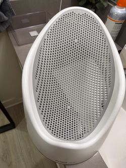 Angel care bath tub