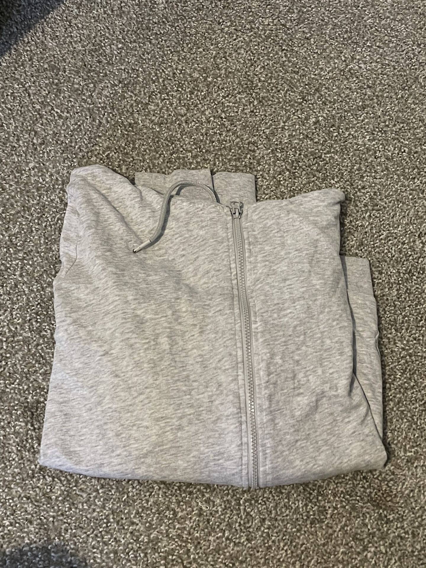 light gray zip up hoodie 