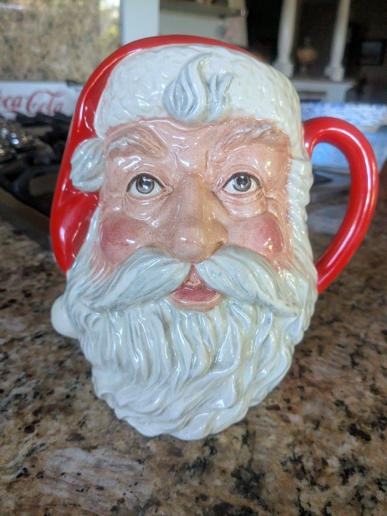 Vintage 1983 Royal Doulton D6704 (Toby Mug) Santa Claus Pitcher/Mug Ceramic Christmas Decorations Collectable Retired  