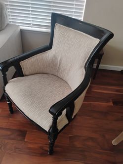 Arm chair