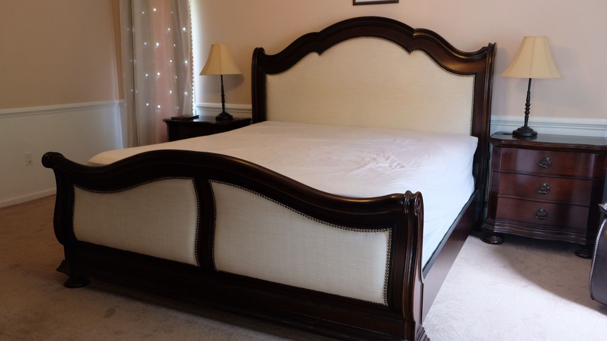 4 Set King Size Bed (Mattress Not Include)